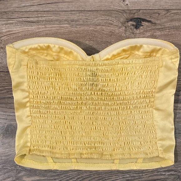 Princess Polly yellow satin corset. - Picture 11 of 13